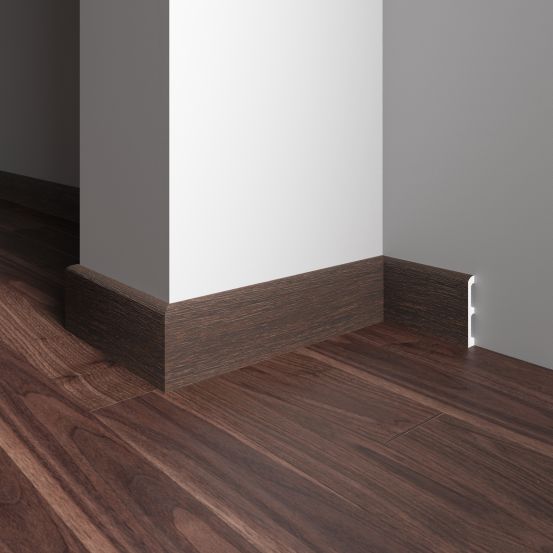 Плинтус напольный Decor Dizayn 706-73SH из полистирола