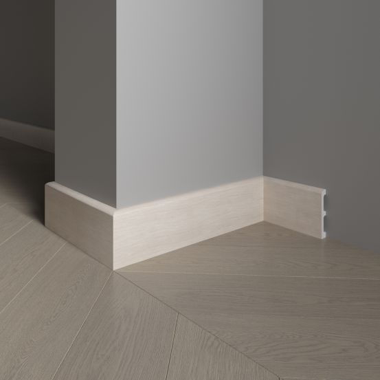 Плинтус напольный Decor Dizayn 706-77 из полистирола