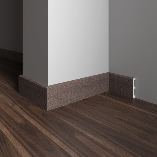 Плинтус напольный Decor Dizayn 706-81SH из полистирола