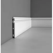 Плинтус напольный Orac Decor SX138 из дюрополимера с кабель-каналом