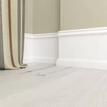 Плинтус белый напольный UltraWood Base 5800 p из ЛДФ (2000x230x20 мм)